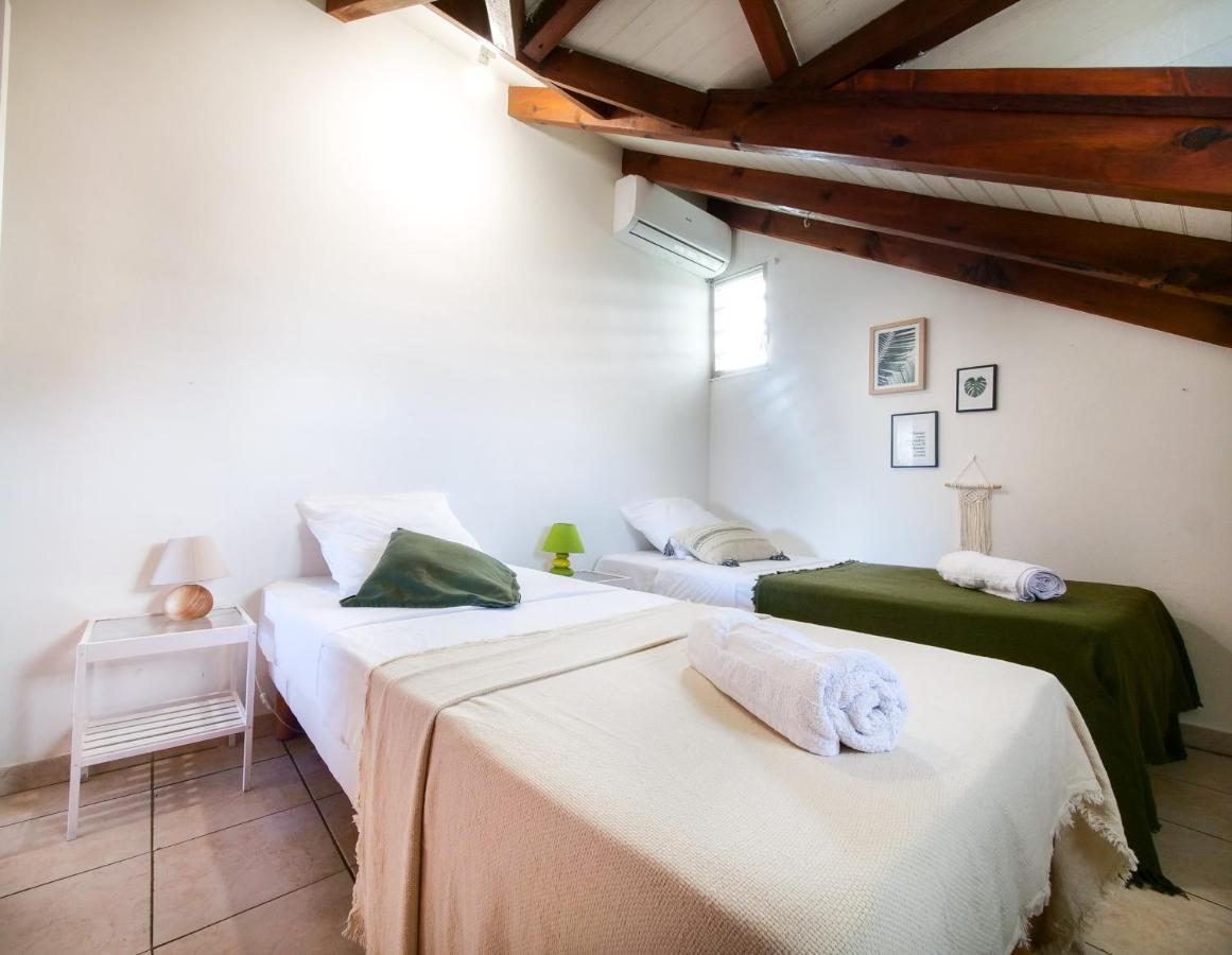 Villa Oneway, Piscine Privee, Classee 3 Etoiles Sainte-Rose Zewnętrze zdjęcie
